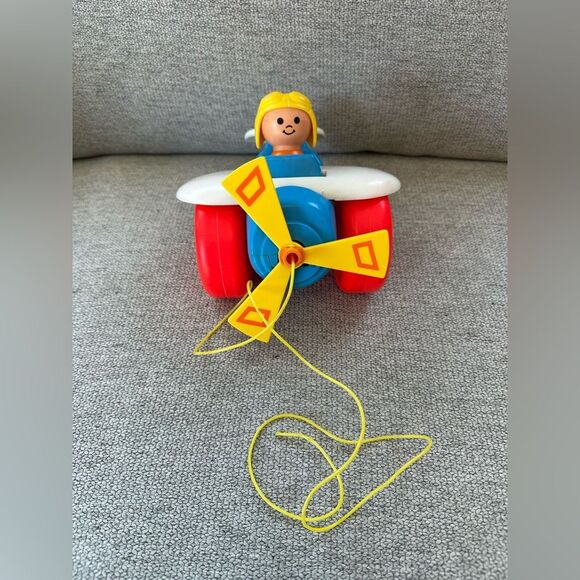 Fisher Price Vintage 1980 Pull Along Plane Toddler Toy - Picture 2 of 6